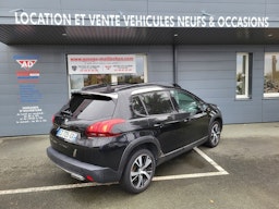 Peugeot 2008  1.2I PURETECH 12V S&S - 110 GT LINE occasion - Photo 2