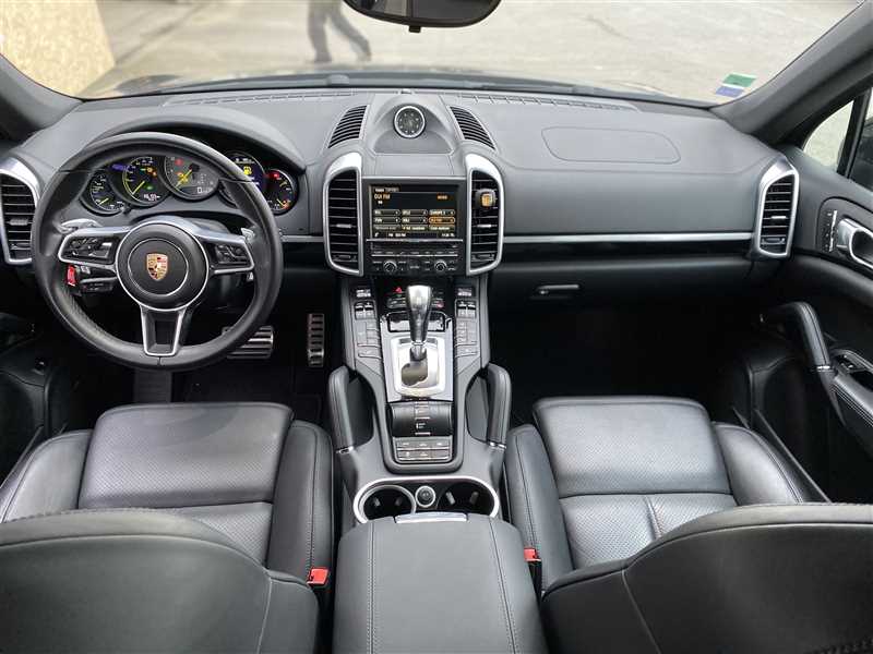 Porsche Cayenne  3.0 S E-HYBRID TIPTRONIC occasion - Photo 9