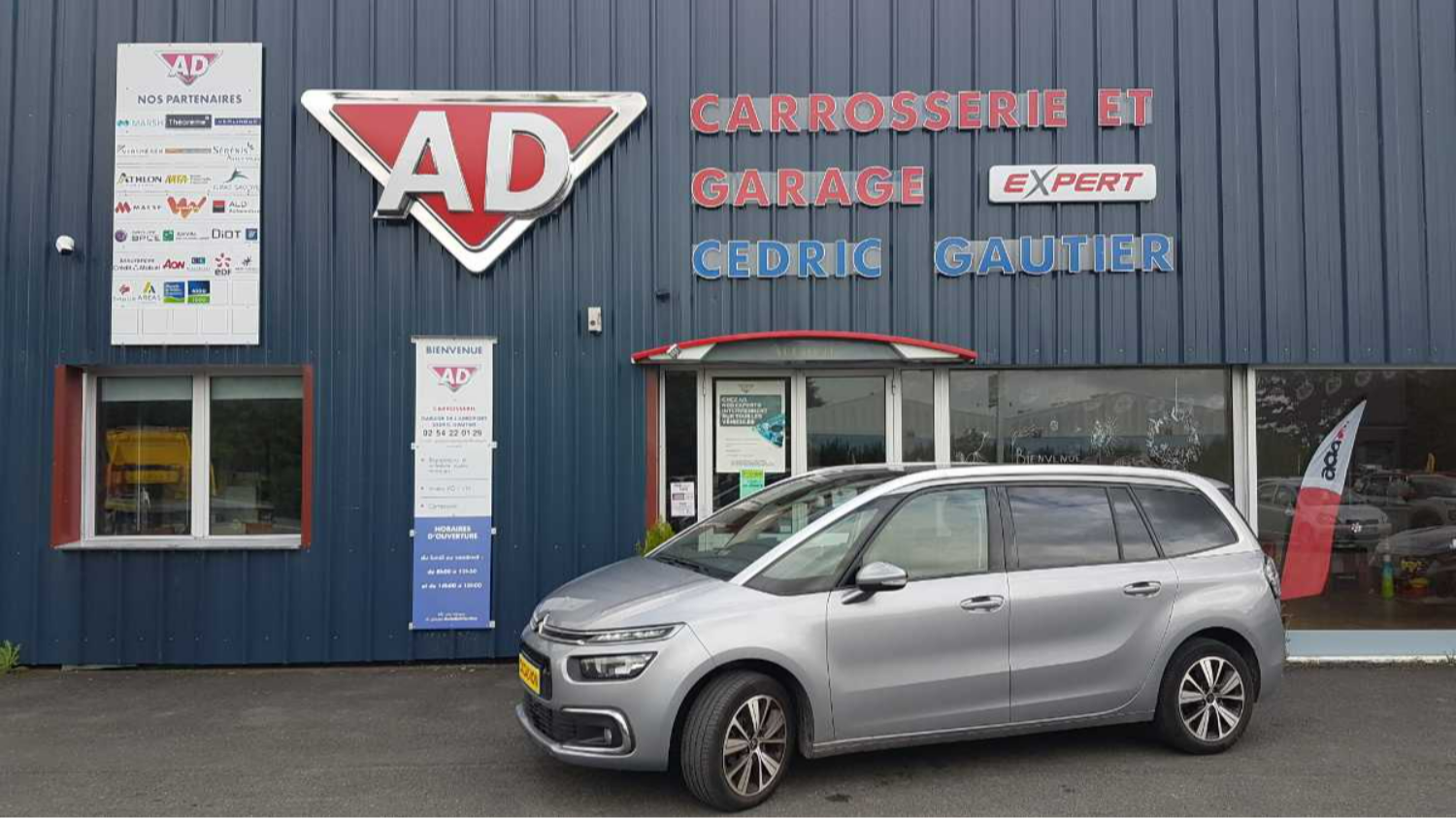 Citroën Spacetourer  HDI 130 CV EAT8 SHINE occasion - Photo 1