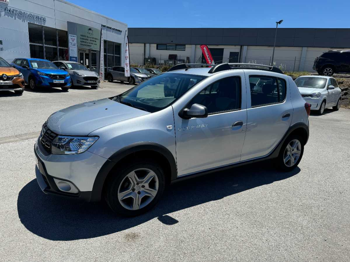 Dacia Sandero  BLUE DCI 95CV STEPWAY occasion - Photo 2