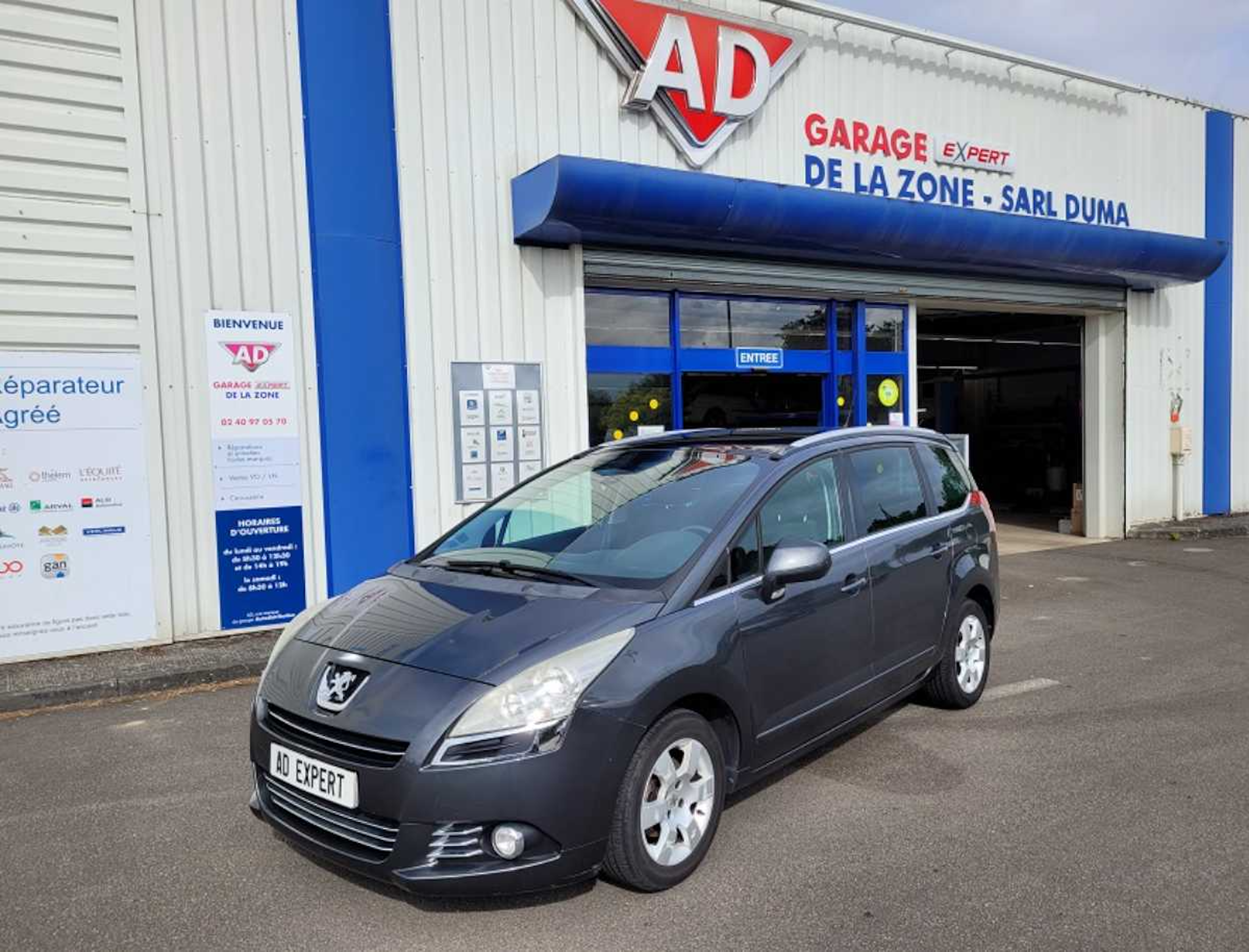 Peugeot 5008 5008 1.6 HDI 112 STYLE 5 PLACES occasion