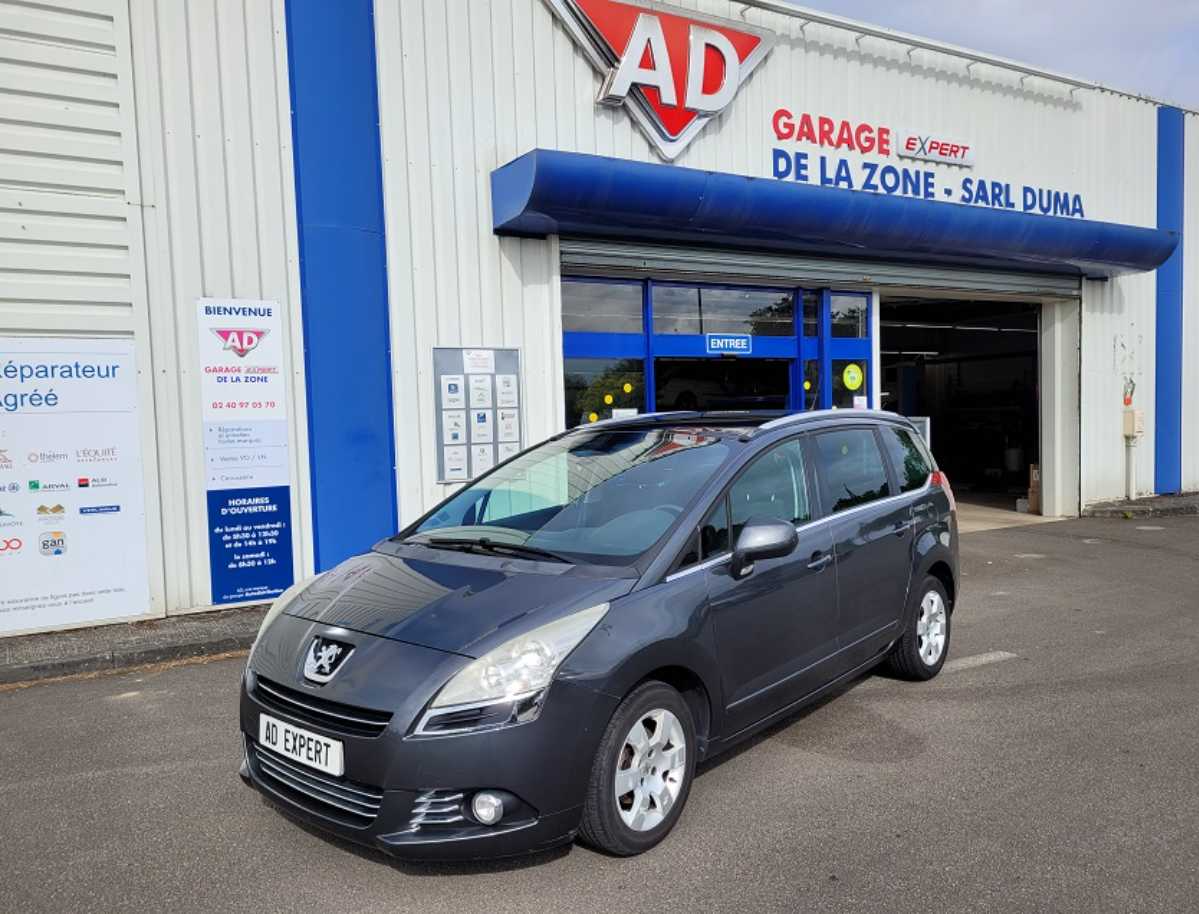 Peugeot 5008  5008 1.6 HDI 112 STYLE 5 PLACES occasion - Photo 1