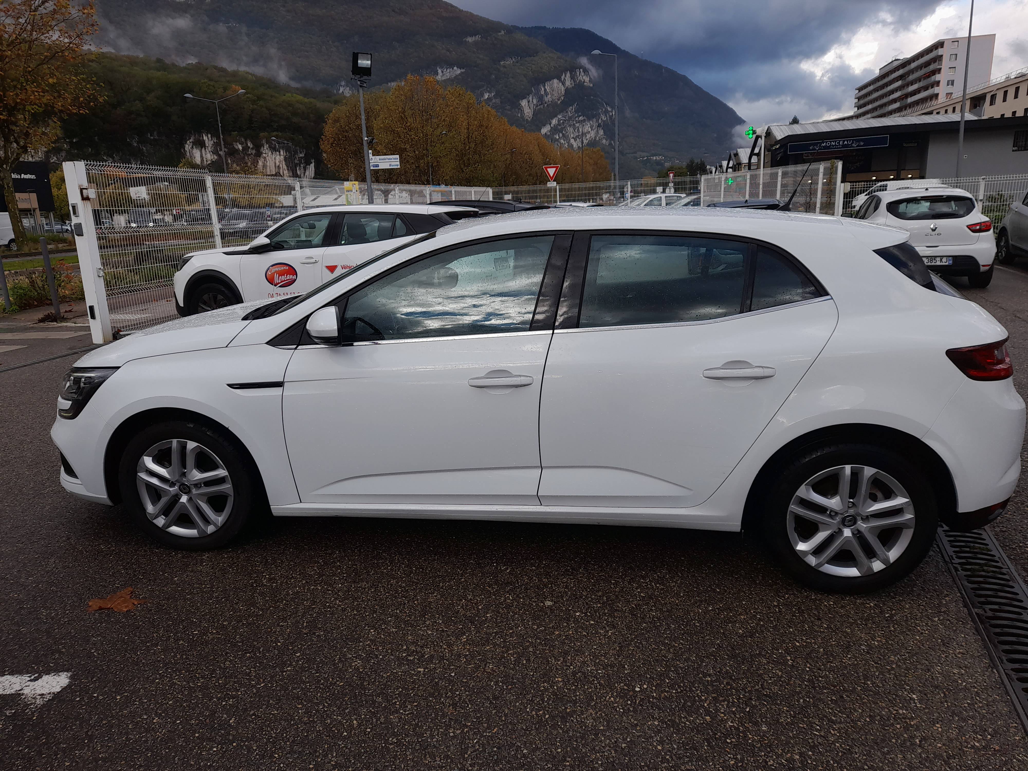 Renault Mégane  IV  1.5 dCi 110ch energy Business occasion - Photo 5