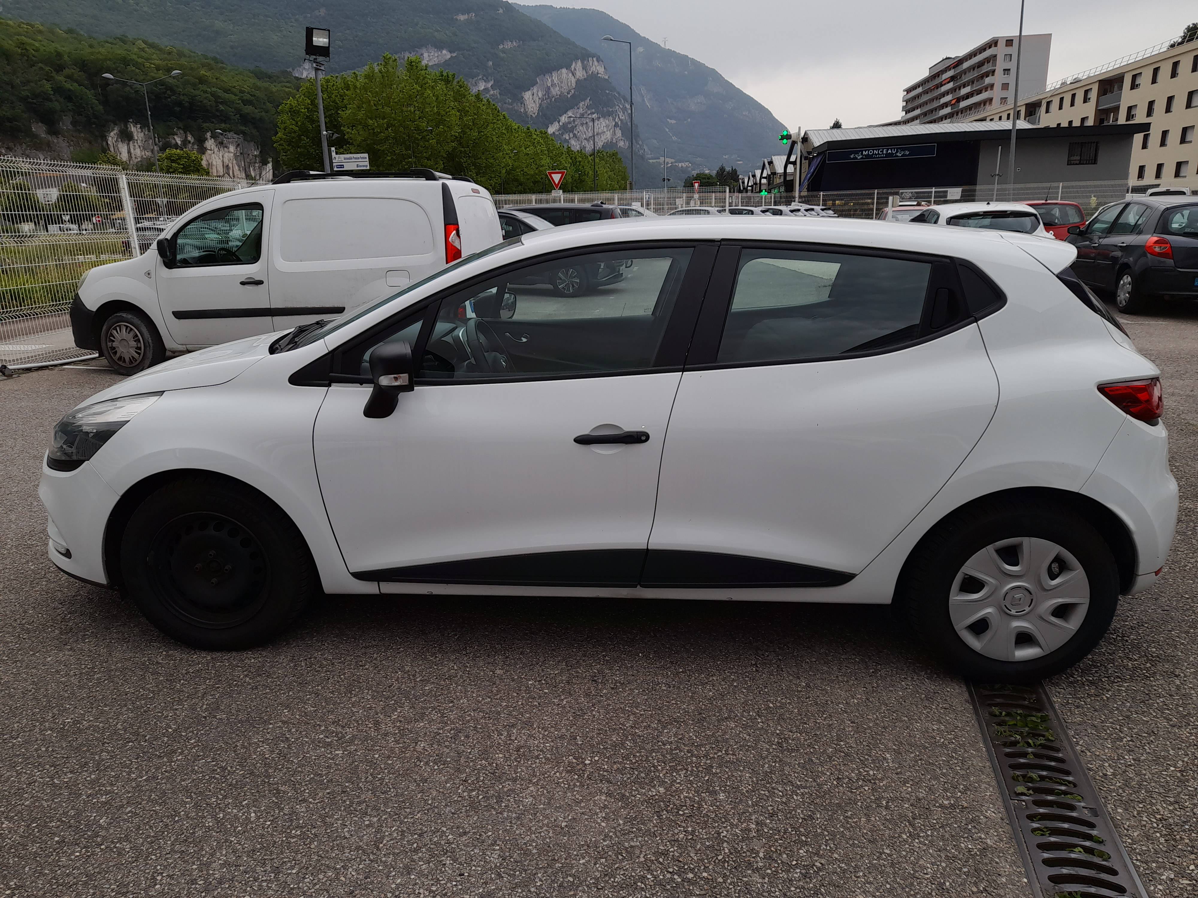 Renault Clio  1.5 dci energy business société occasion - Photo 5