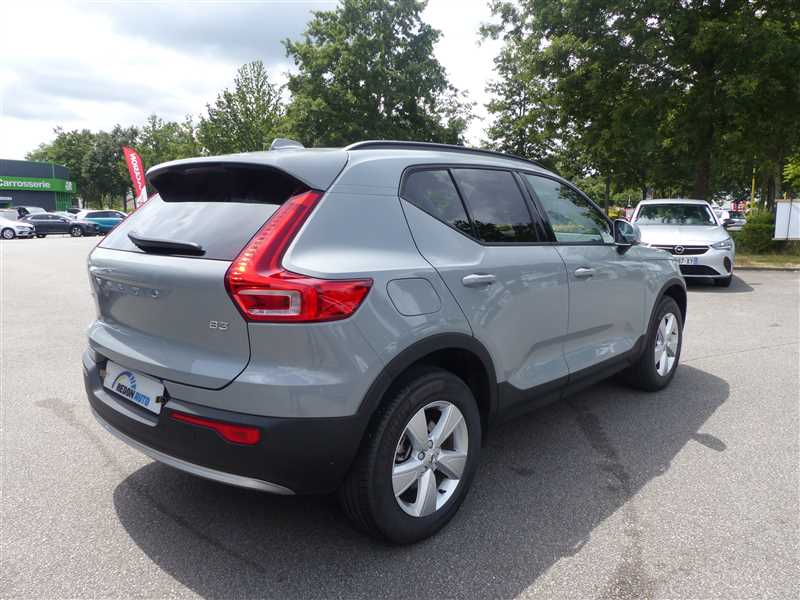 Volvo XC40   ESSENTIAL HYBRID B3 2.0 165CH BVA7 occasion - Photo 4