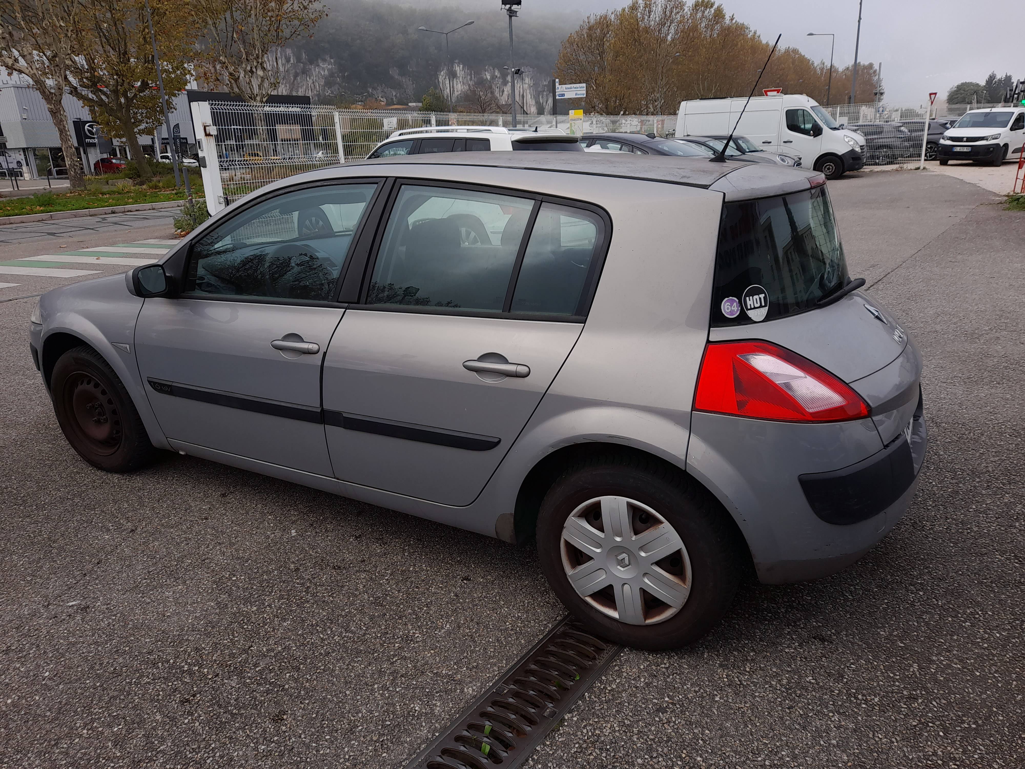 Renault Mégane  1.6 115 ch occasion - Photo 4