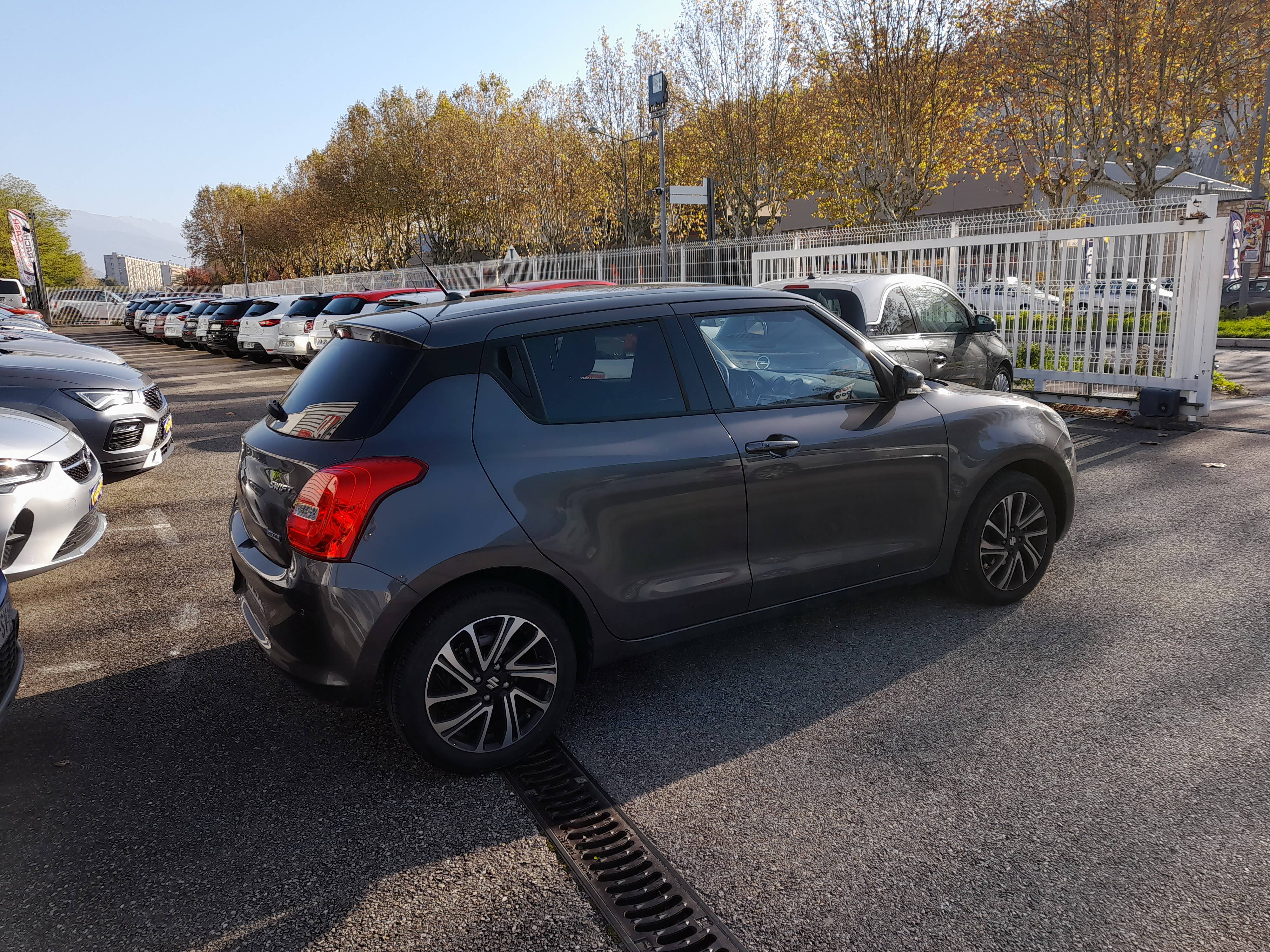 Suzuki Swift  IV 1.2 Hybrid 83ch Privilège occasion - Photo 3