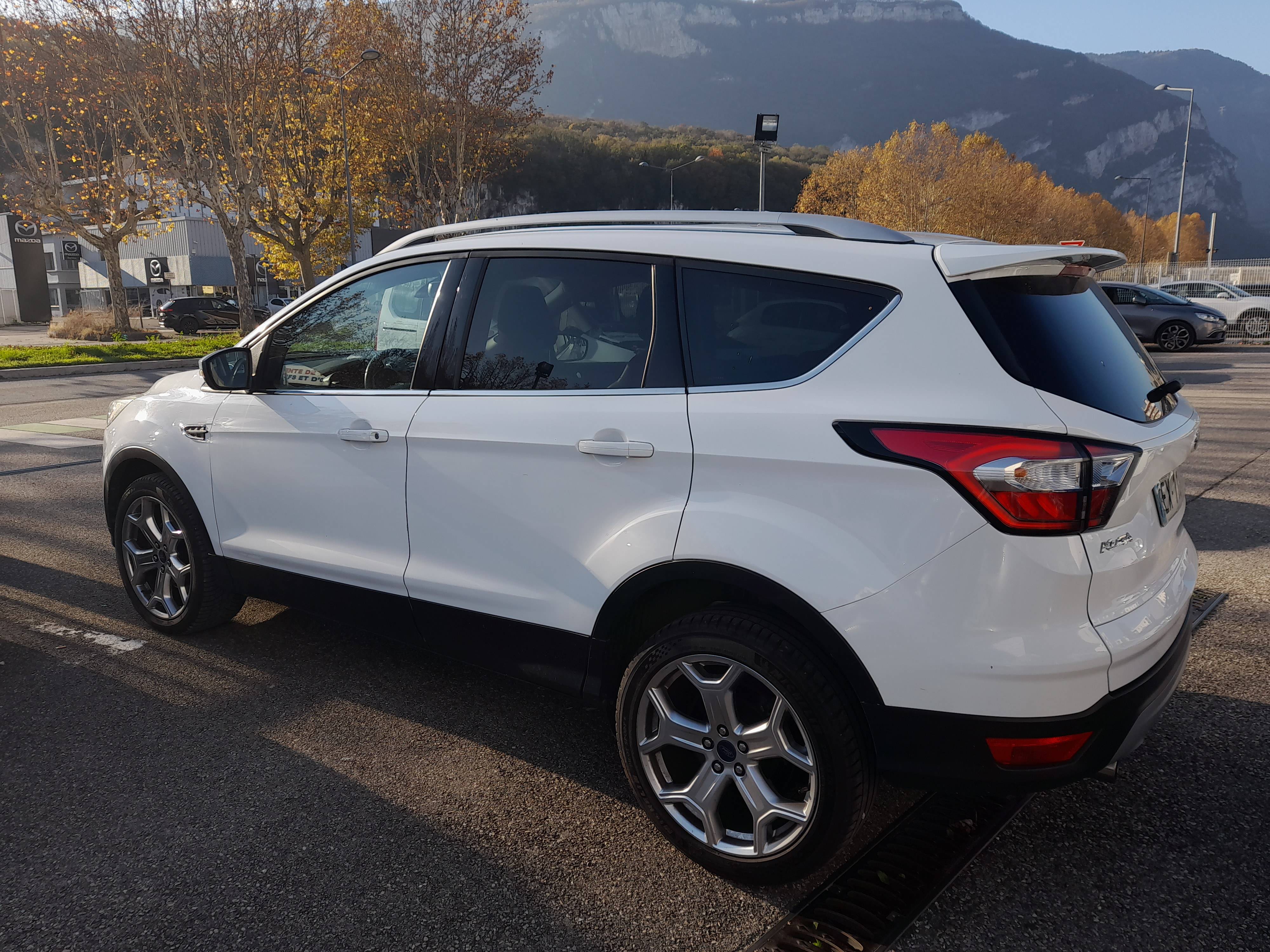 Ford Kuga  II 1.5 EcoBoost 150ch Business Nav 4x2 occasion - Photo 4