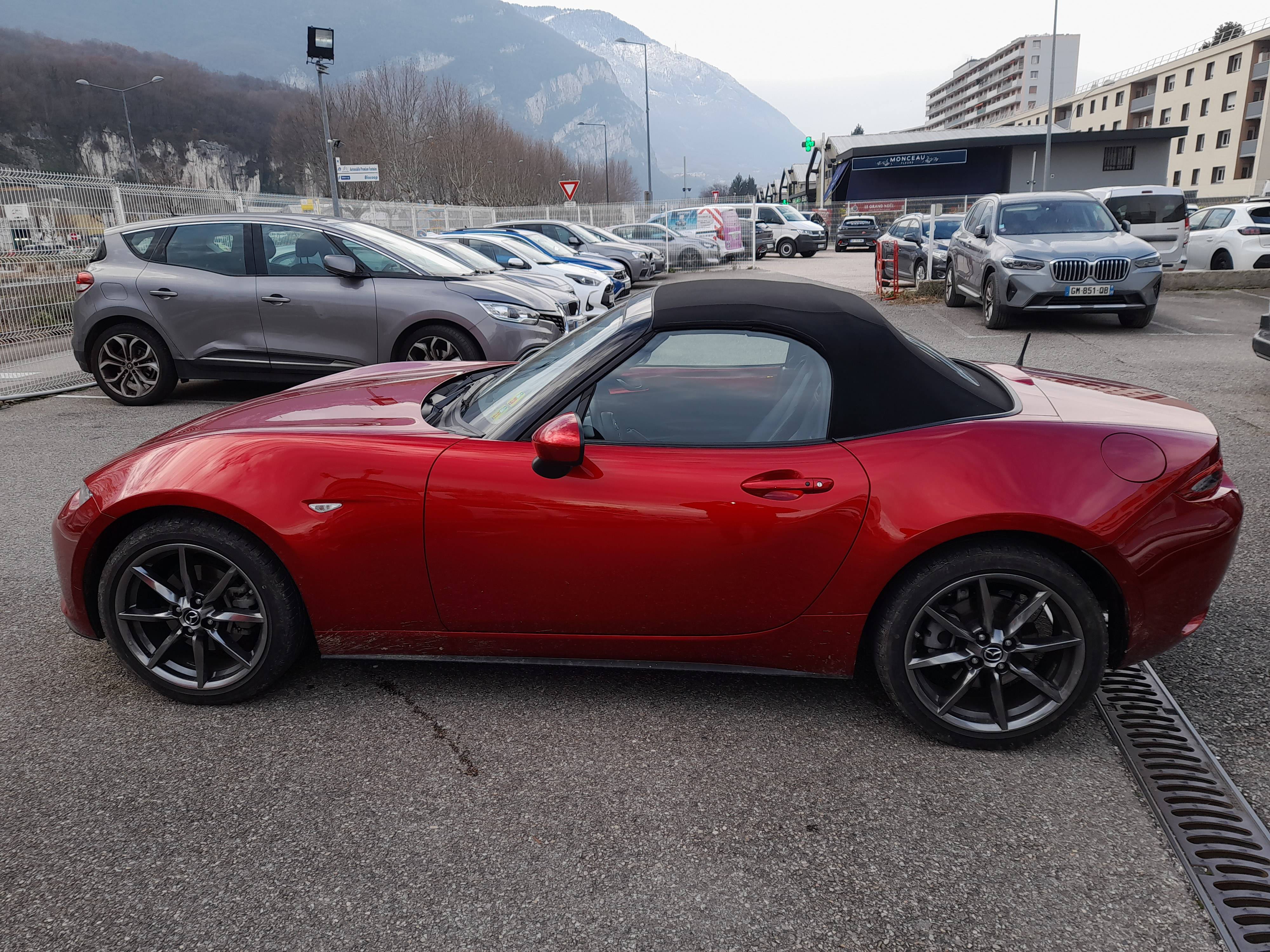 Mazda MX-5  2.0 SKYACTIV-G 184ch Sélection occasion - Photo 5