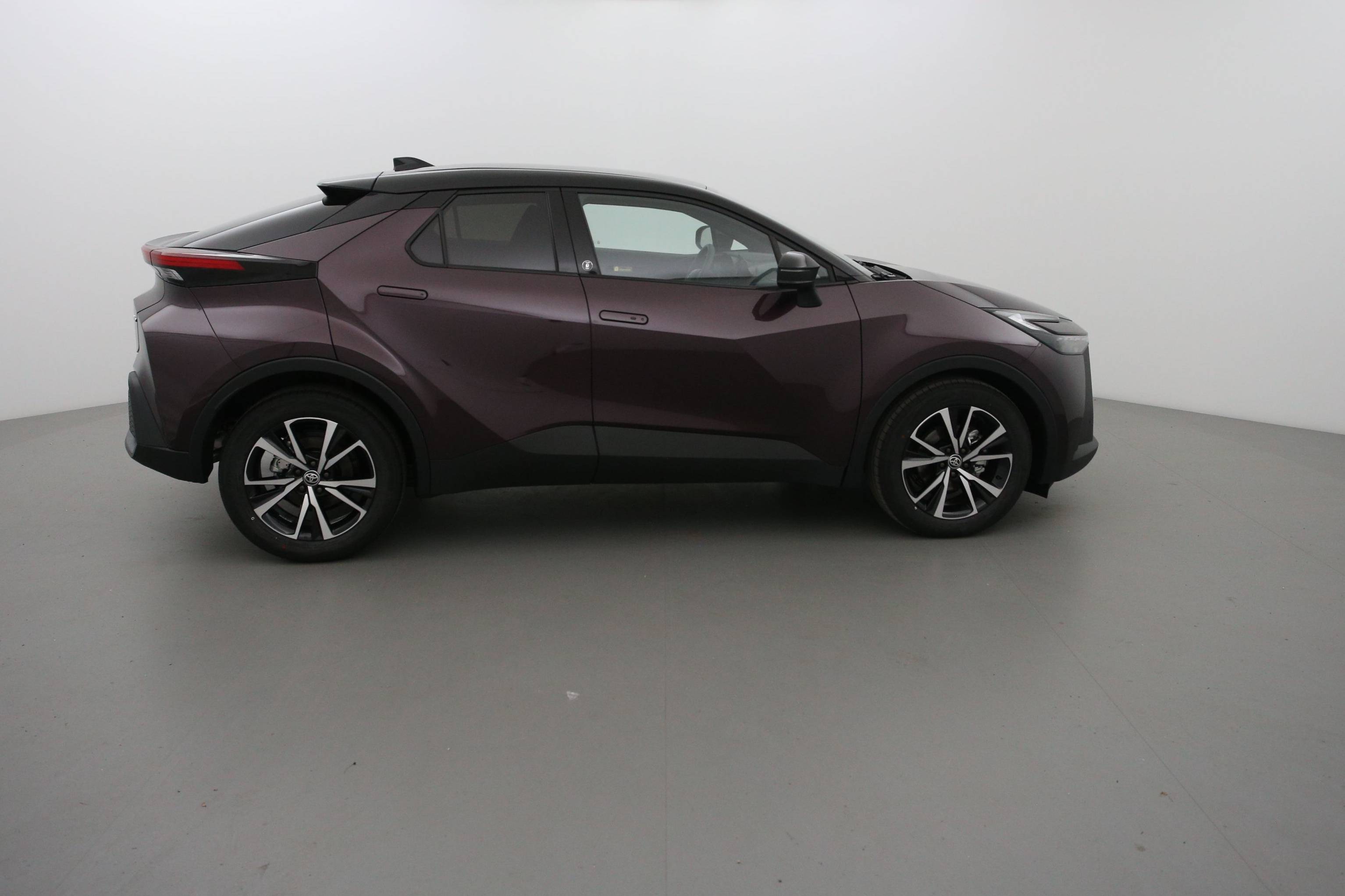 Toyota C-HR  Hybride 140 Design occasion - Photo 4