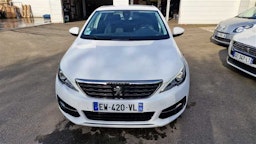 Peugeot   308 1.2 ESSENCE 110CV BVM6 ALLURE occasion - Photo 5