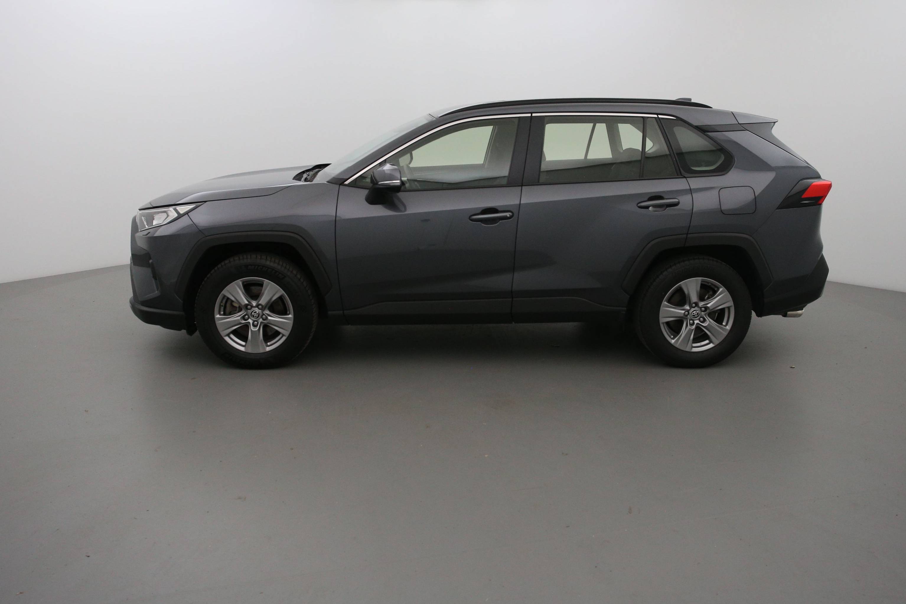 Toyota RAV4 HYBRIDE  218 ch 2WD Dynamic occasion - Photo 8