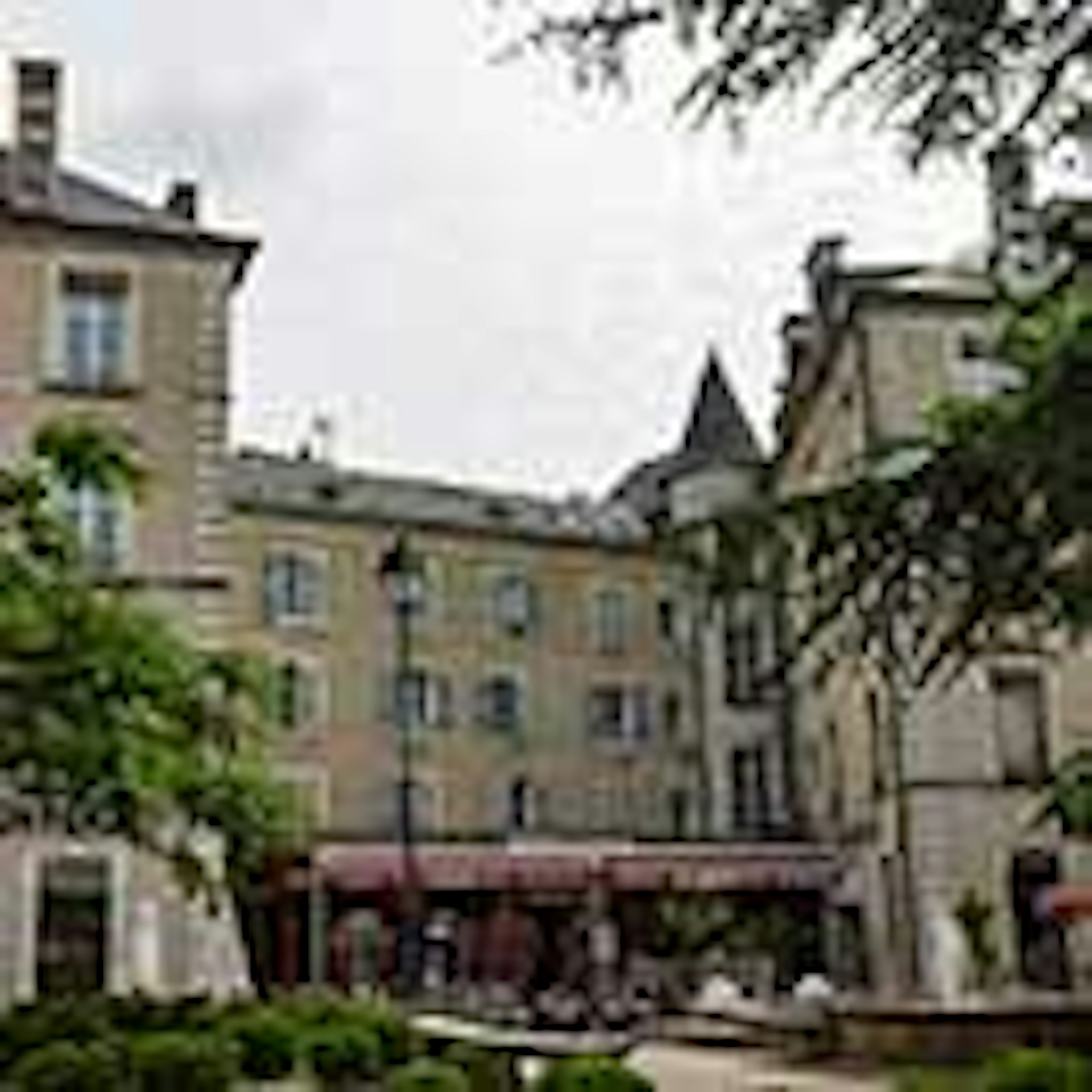 Garages Saint-Georges-sur-Moulon